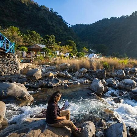 goSTOPS Dehradun Maldevta Buitenkant foto